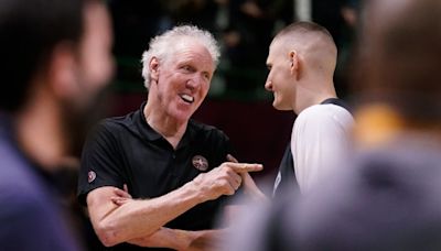 NBA Hall of Famer Bill Walton dies after long battle with cancer