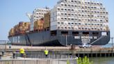 Charleston harbor pilot, who navigated runaway cargo ship, awarded Coast Guard Public Service Award