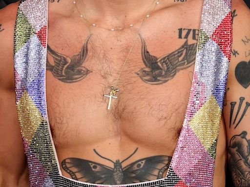 Todos los tatuajes de Harry Styles: una guía completa