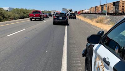 Deadly crash closes lanes on Hwy 99 in Madera County