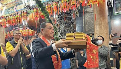 板橋慈惠宮媽祖遶境起駕 侯友宜祈求保佑平安無災 - 生活