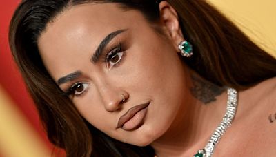 Demi Lovato Just Ditched Her Signature Black Locks For Spring's Biggest Hair Trend