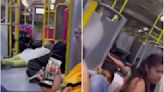 Pasajeros captan balacera en plena línea 6 del Metrobús