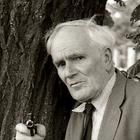 Desmond Llewelyn