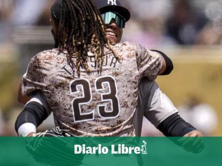 Padres arman rally de cuatro en la sexta entrada para derrotar a los Yankees y evitar barrida