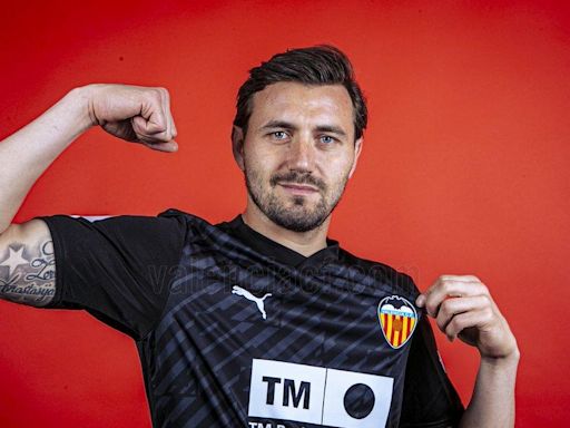 Dimitrievski, la única novedad en el regreso del Valencia