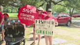 Parents, students of Fishweir Elementary walk in protest of school consolidation