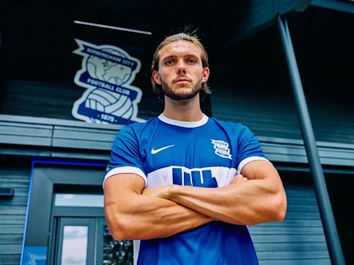 Birmingham City sign Iceland midfielder Willum Thór Willumsson from Go Ahead Eagles