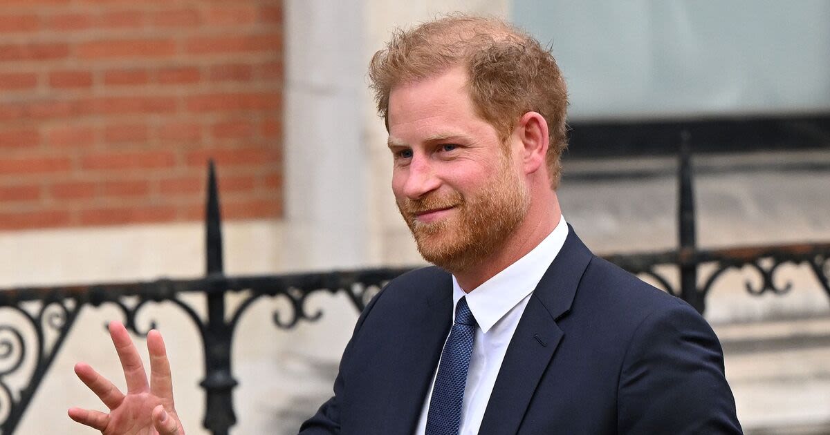 Prince Harry warned Palace doors will be 'slammed' shut if he makes risky move
