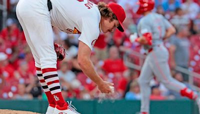 Miles Mikolas, Cardinals routed by Reds 11-4 in series opener