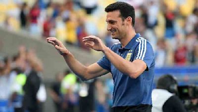 Argentina coach Lionel Scaloni hails team's grit after 2-0 semi-final win over Canada