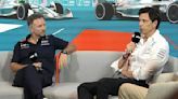 Horner se burla de Toto Wolff de las 220 personas que ha robado a Mercedes