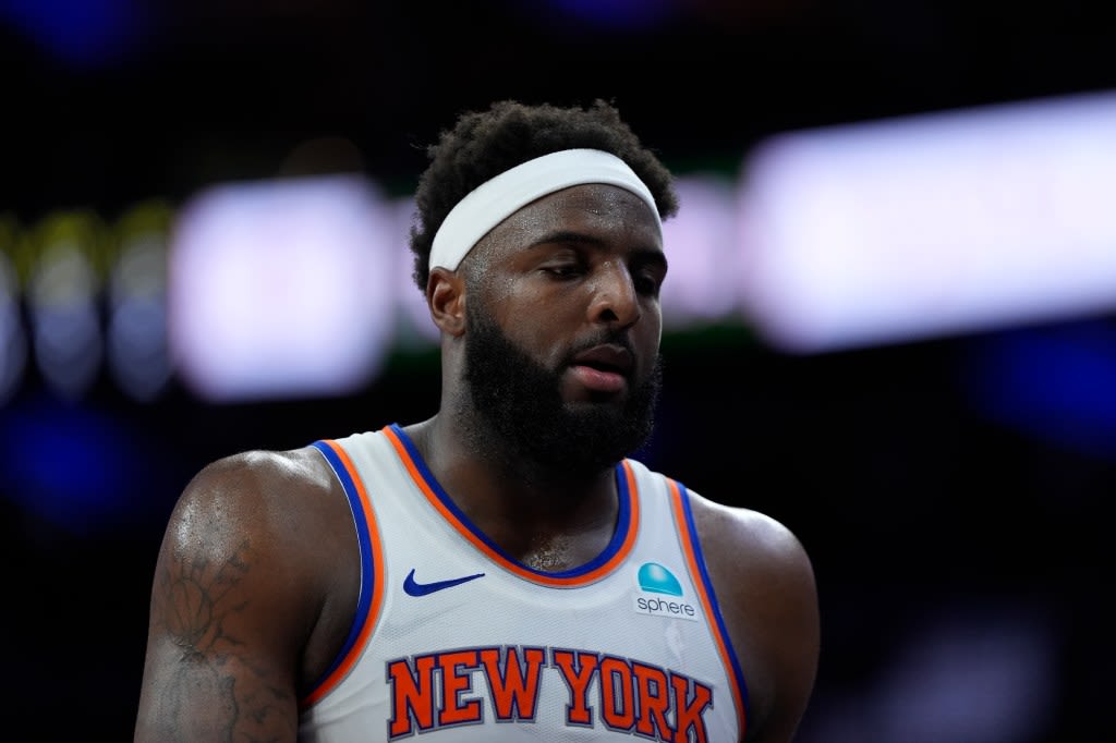 Knicks’ Mitchell Robinson uncertain for Game 4 vs. 76ers with ankle injury