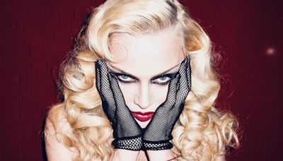 Madonna ilusionó a sus fans con fotos desde un estudio de grabación