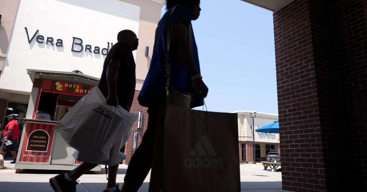 Sip and stroll? This Myrtle Beach-area mall wants to let its shoppers have a drink.