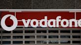 Vodafone propone reducir el número de despidos por ERE a 898 personas, frente a los 1.198 afectados iniciales