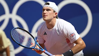 Jack Draper fumes over drinking 'hot water' in Olympic tennis defeat