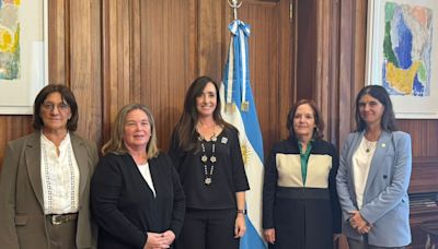 Mónica Silva se reunió con Villarruel por la inclusión de mujeres en la Corte Suprema