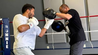 Me encanta ver a mi gente crecer. Campeón cubano busca otra faja en mega velada de boxeo