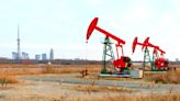 Oil prices edge up on optimistic demand outlook