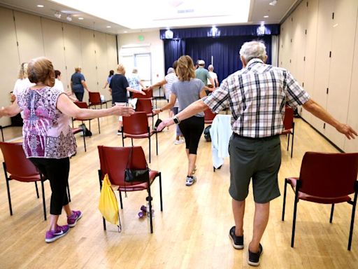 Column: Perks of old age: Nobody says, 'Grandpa, would you please move this refrigerator?'