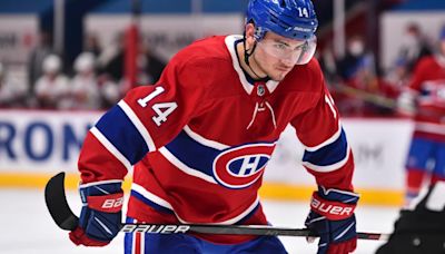 Canadiens captain Nick Suzuki calls out Cedric Pare.