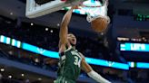 Antetokounmpo consigue triple doble; Bucks vencen a Cavs en 1er partido desde despido de Griffin