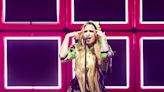 Review: Avril Lavigne kicks off 2024 Shoreline season in uncomplicated fashion