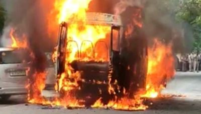 School van catches fire in Gwalior, villagers rescue students