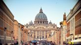 U.S. tourist demanding to see the pope smashes sculptures at Vatican