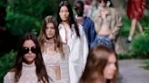 A London Love Affair: De Sarno Unveils Gucci Cruise 2025 at Tate Modern