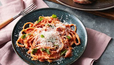 101 Classic, Simple and Easy Pasta Recipes That Are Worthy of Dinner Tonight