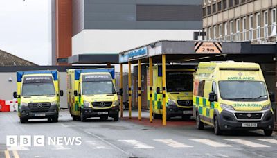 Councillor raises County Durham and Darlington ambulance concerns