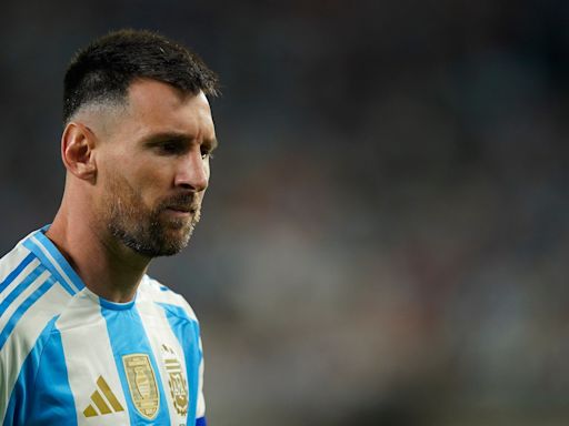 Lionel Messi habló de su lesión, tras el partido: “Hay que ver”