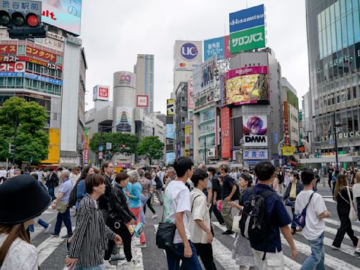 排隊吃拉麵被日本噁男「狂做1事」長達30分鐘 台女：真的快吐了