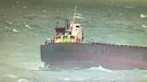 蒙古籍貨輪船底破損困高雄外海 直升機救援8船員