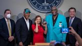 Miami names Overtown street after Hall of Famer from Dolphins’ perfect 1972 season