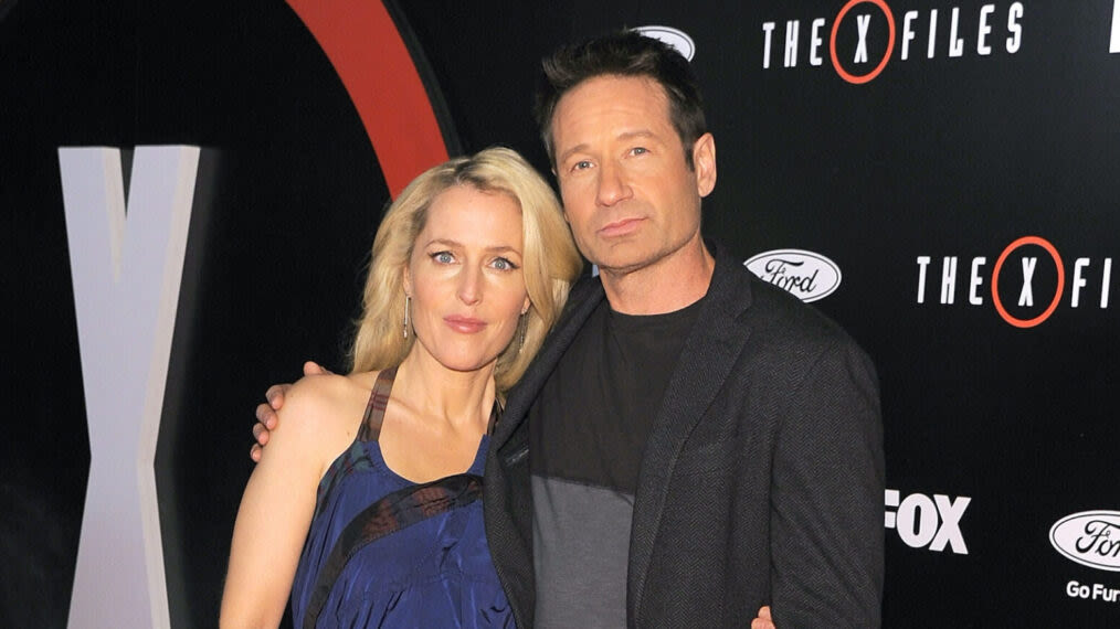 Gillian Anderson Addresses Shocking David Duchovny Golden Globes Kiss