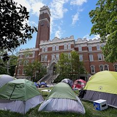 Striking deals to end campus protests, some colleges invite discussion of their investments | Chattanooga Times Free Press