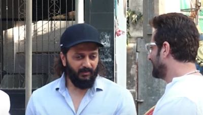 Anupam Kher, Riteish Deshmukh, Fardeen Khan attend filmmaker Sangeeth Sivan’s last rites