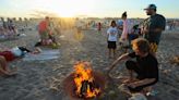 Noche de San Juan en las playas de Valencia 2024