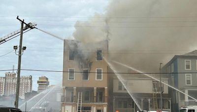 Atlantic City, NJ boardwalk workers lose homes in major fire