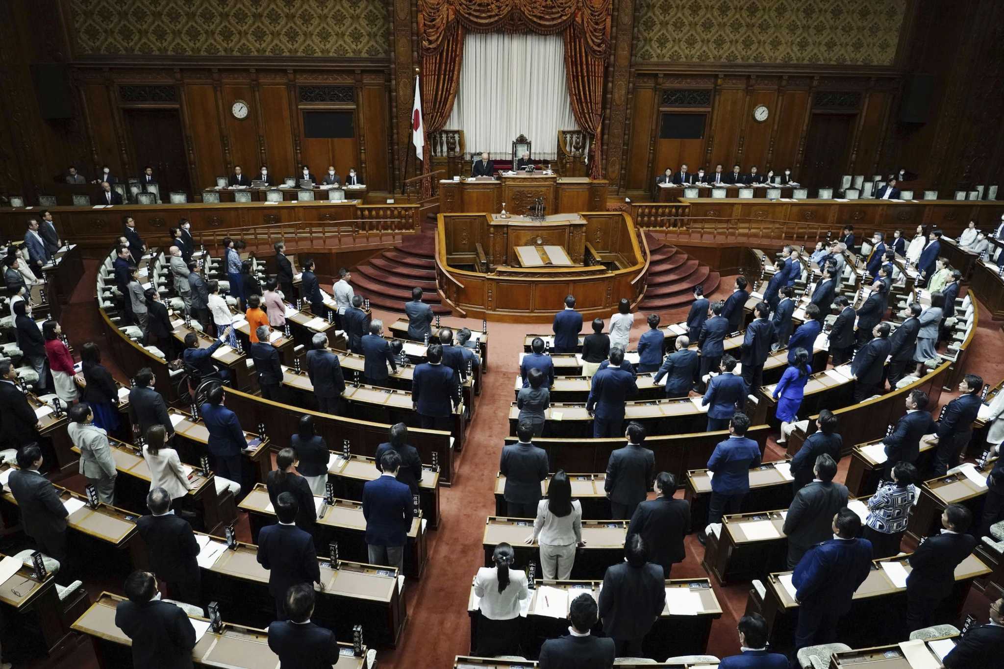 Japan passes a revised law allowing joint child custody for divorced parents for the first time