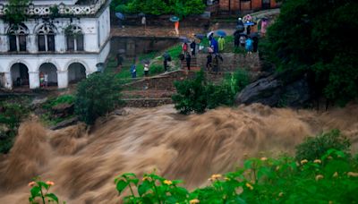 尼泊爾土石流將2輛巴士沖進河裡 逾60名乘客失蹤 | 國際焦點 - 太報 TaiSounds