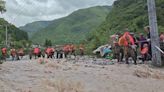 Xi chairs meeting on flood control, relief work