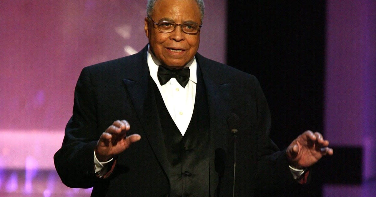 James Earl Jones’ voice marked the time, in baseball and beyond