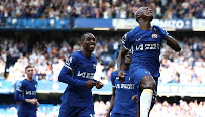 Chelsea volvió a las copas gracias a un golazo de mitad de cancha de Caicedo