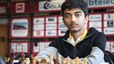 La nueva estrella india de 17 años que brilla en el mundo del ajedrez y superó las hazañas de Bobby Fischer, Kasparov y Carlsen