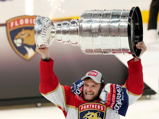 Panthers' Aleksander Barkov becomes the first Stanley Cup-winning captain from Finland