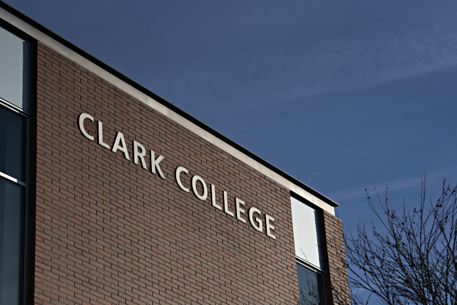 $1 million grant will help low-income Clark College students pursue STEM degrees